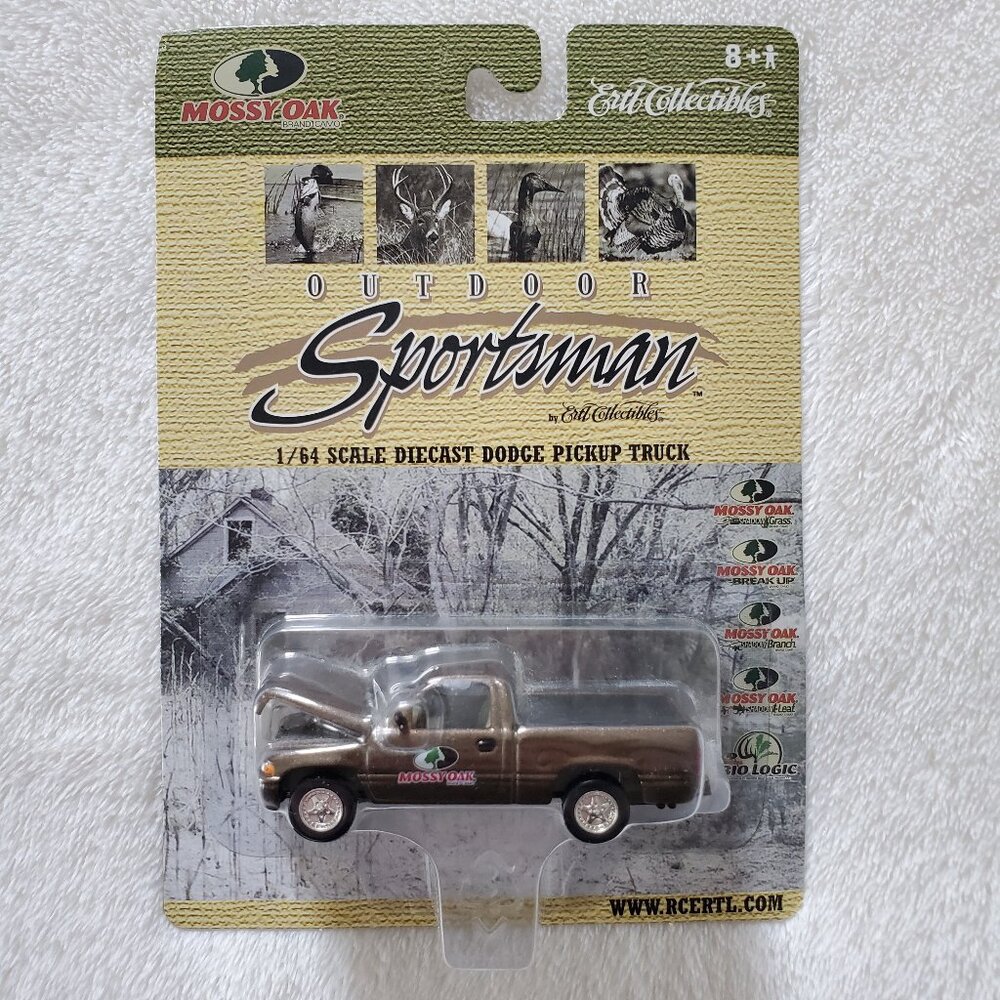 Mossy Oak Outdoors Sportsman 1/64 Scale DODGE PICKUP TRUCK Ertl Collectibles